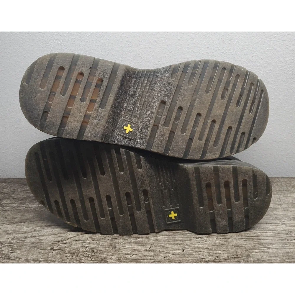 Dr. Martens dr doc
